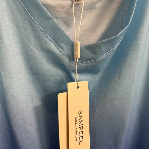NWT Sampeel XL ombre blue top.  $15 - Picture 2 of 2